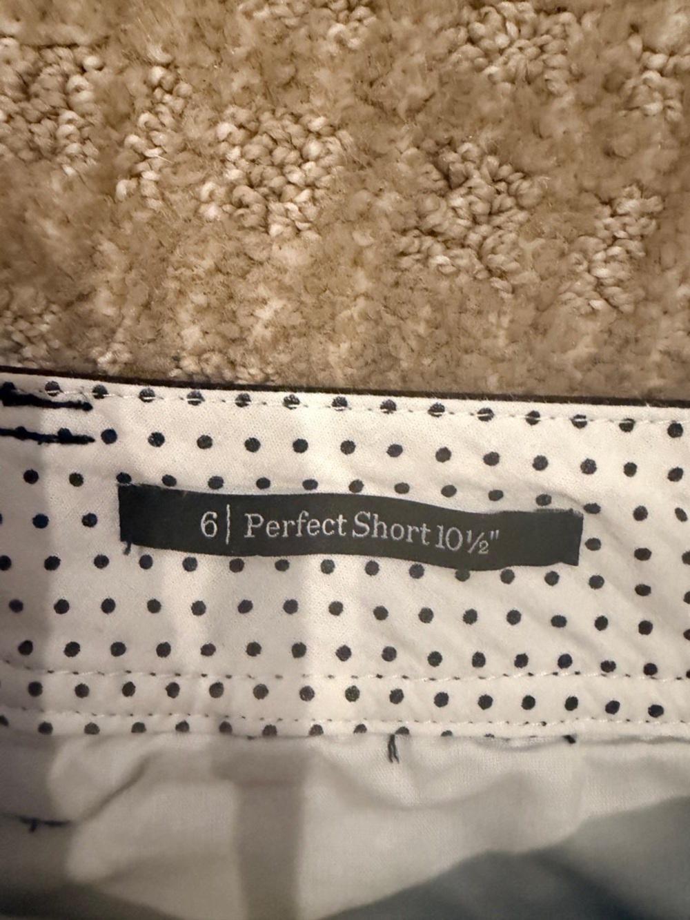 Talbots - Navy BluePerfect 10 1/2" Shorts. NWOT - Picture 3 of 7